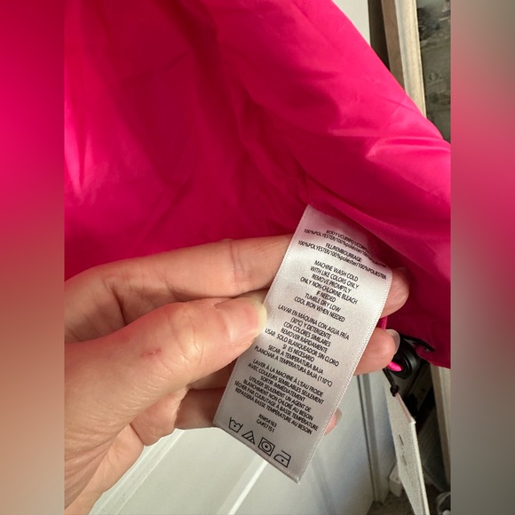 Calvin Klein Performance neon pink cropped puffer Medium NWT - Picture 7 of 9